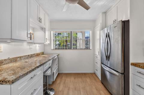12926 Briarlake Drive #104b, Palm Beach Gardens FL - photo 14 of 45