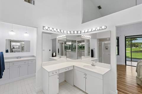 8213 Cassia Drive, Boynton Beach FL - photo 13 of 37