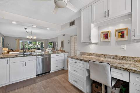 12926 Briarlake Drive #104b, Palm Beach Gardens FL - photo 18 of 45