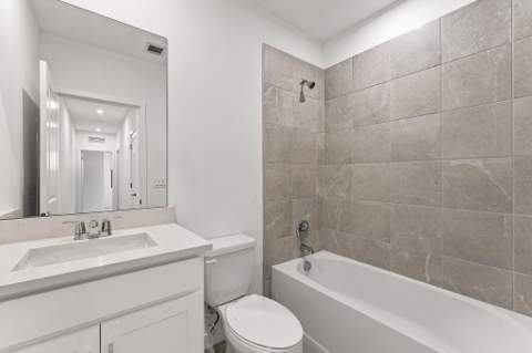 7237 Channing Avenue, Lake Worth FL - photo 8 of 11