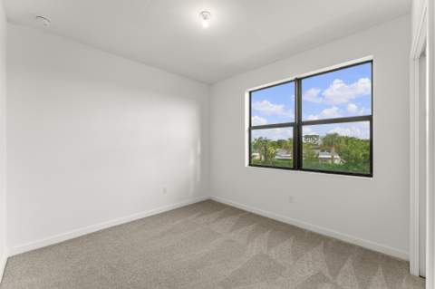 7237 Channing Avenue, Lake Worth FL - photo 7 of 11