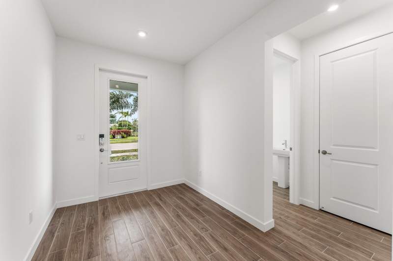 3 bedroom Single Family Residence at 7284 Claudelle Street, Forest Oaks Residential Pud, Lake Worth — photo 2