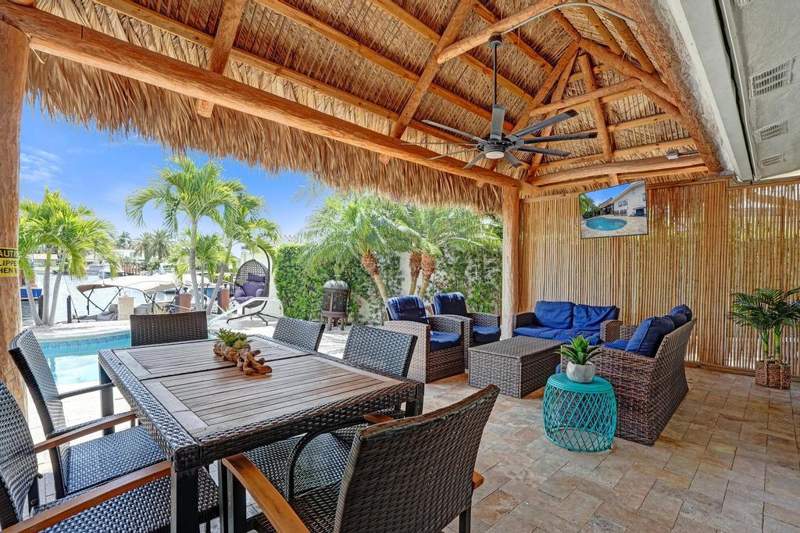 4 bedroom Single Family Residence at 1004 NE 26th Avenue, Harbor Village Sec I, Pompano Beach — photo 2