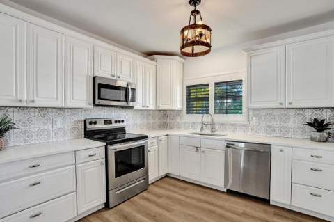 1004 NE 26th Avenue, Pompano Beach FL - photo 18 of 61