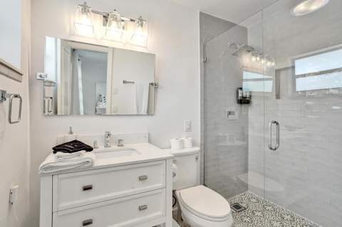 1004 NE 26th Avenue, Pompano Beach FL - photo 23 of 61