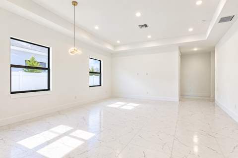 2367 E Faith Avenue, Schall Circle FL - photo 7 of 54