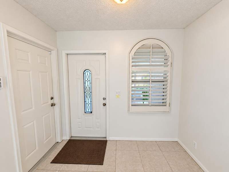 2 bedroom Villa at 6309 Dusenburg Road, Delray Villas 4/5, Delray Beach — photo 4