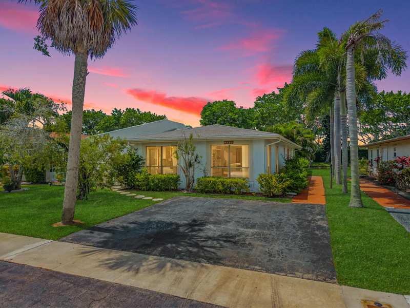 2 bedroom Villa at 7543 Volley Place, Meed Racquet Club 2, Lake Worth — photo 1