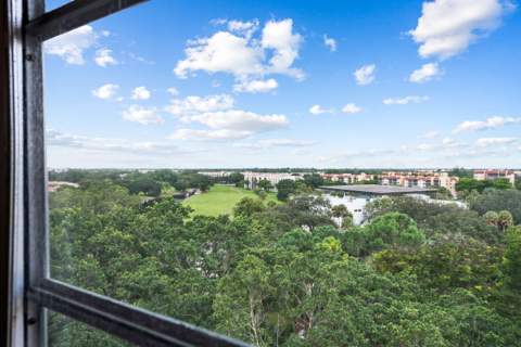 6911 Environ Boulevard #8K, Lauderhill FL - photo 20 of 31