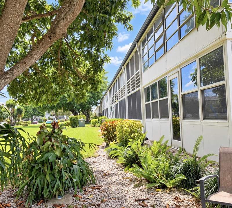 1 bedroom Condominium at 228 Northampton L #228, Northampton Condos, West Palm Beach — photo 2