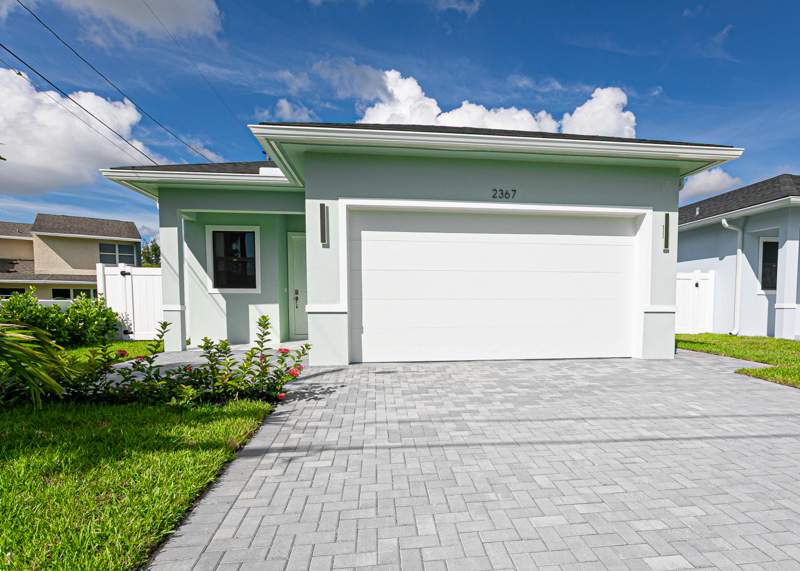 4 bedroom Single Family Residence at 2367 E Faith Avenue, Hartleys, Schall Circle — photo 5