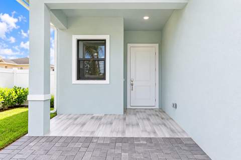 2367 E Faith Avenue, Schall Circle FL - photo 6 of 54