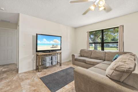 7804 San Carlos Drive, Fort Pierce FL - photo 7 of 23