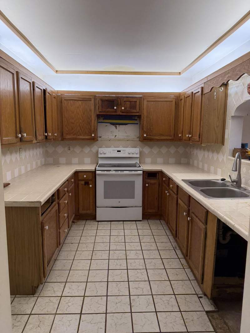 2 bedroom Single Family Residence at 6088 Felter Street, North Palm Beach Heights Sec 2A, Jupiter — photo 3