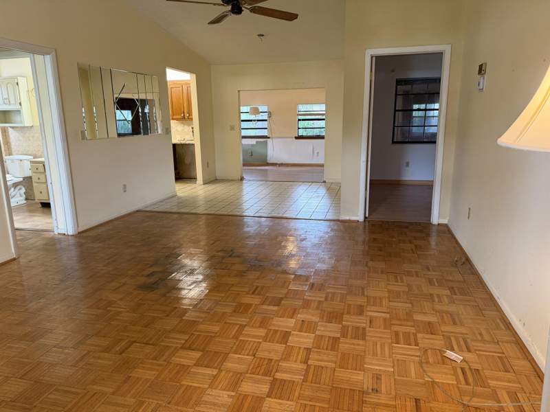 2 bedroom Single Family Residence at 6088 Felter Street, North Palm Beach Heights Sec 2A, Jupiter — photo 2