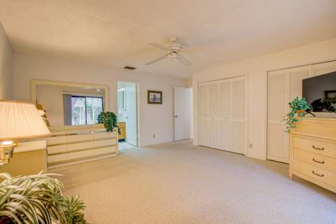 1092 Raintree Court, Palm Beach Gardens FL - photo 22 of 43