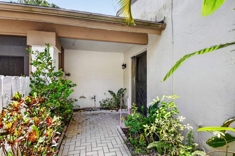 2 bedroom Condominium at 6102 Woodlake Boulevard, Villages Of Woodlake 1, Greenacres — photo 4