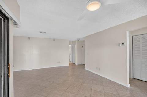 6102 Woodlake Boulevard, Greenacres FL - photo 6 of 33
