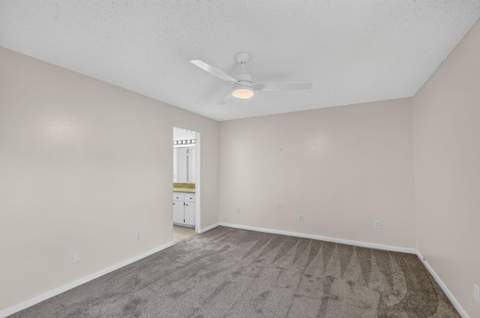 6102 Woodlake Boulevard, Greenacres FL - photo 14 of 33