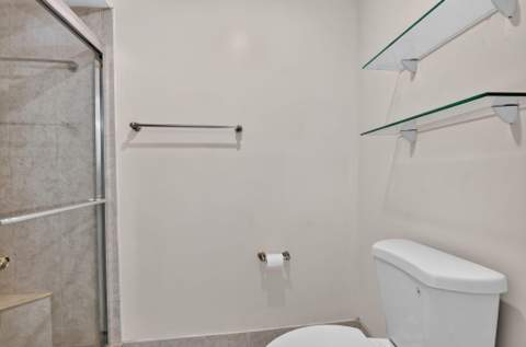 6102 Woodlake Boulevard, Greenacres FL - photo 16 of 33