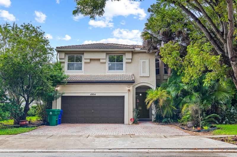 5 bedroom Single Family Residence at 4904 SW 164th Avenue, Riviera Isles II, Miramar — photo 1