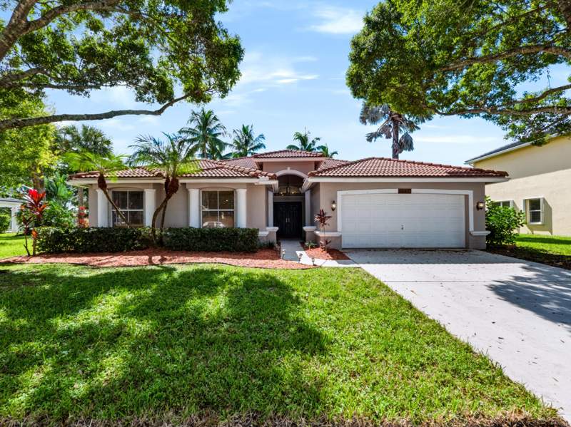 3 bedroom Single Family Residence at 5574 Bermuda Dunes Circle, Winston Trails Par 12, Lake Worth — photo 2