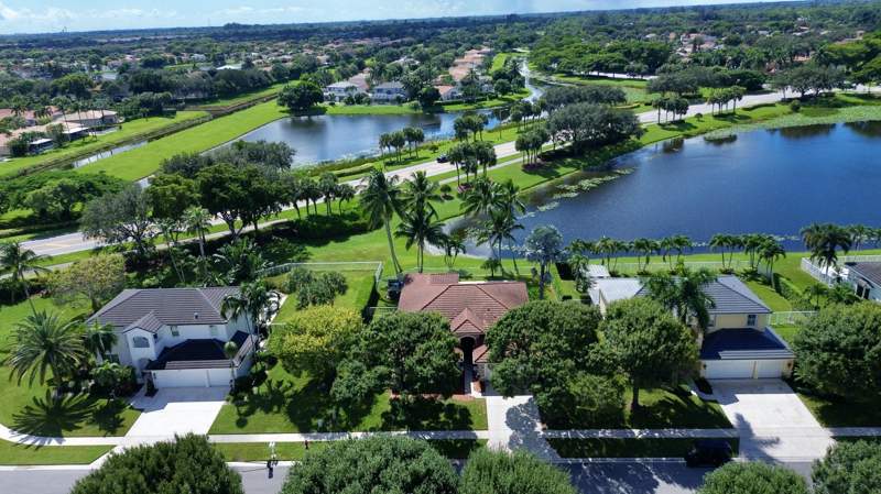 3 bedroom Single Family Residence at 5574 Bermuda Dunes Circle, Winston Trails Par 12, Lake Worth — photo 4