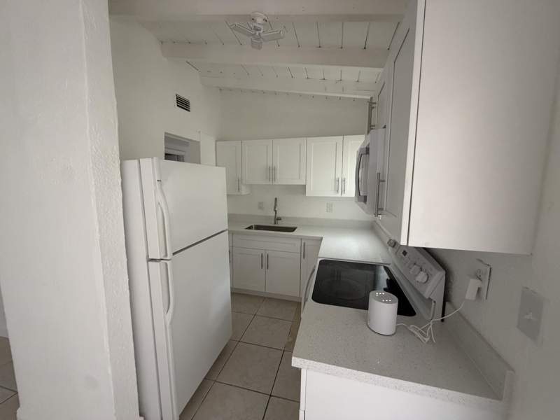4 bedroom Single Family Residence at 1729 NW 16th Avenue, Lauderdale Manors Amen Resub, Fort Lauderdale — photo 3