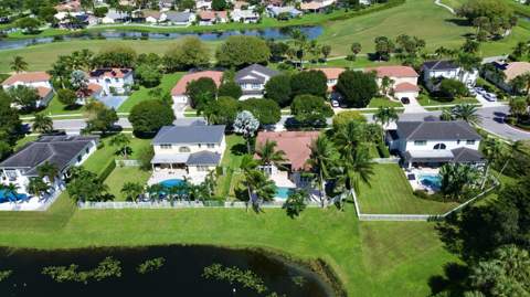 5574 Bermuda Dunes Circle, Lake Worth FL - photo 6 of 43