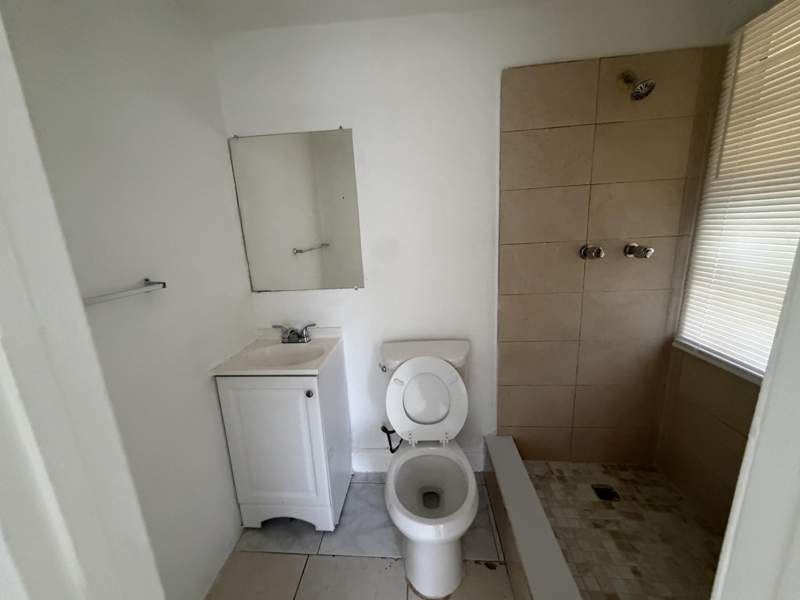 4 bedroom Single Family Residence at 1729 NW 16th Avenue, Lauderdale Manors Amen Resub, Fort Lauderdale — photo 5