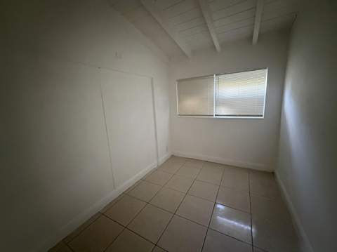 1729 NW 16th Avenue, Fort Lauderdale FL - photo 6 of 10