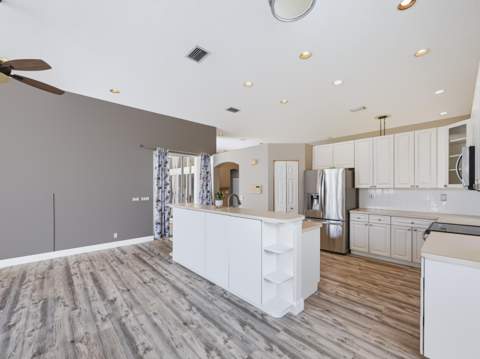 5574 Bermuda Dunes Circle, Lake Worth FL - photo 16 of 43