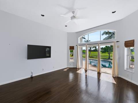 5574 Bermuda Dunes Circle, Lake Worth FL - photo 21 of 43
