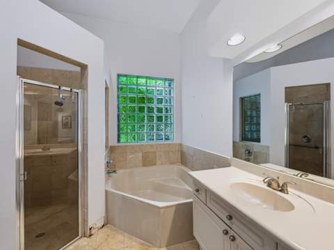 5574 Bermuda Dunes Circle, Lake Worth FL - photo 23 of 43