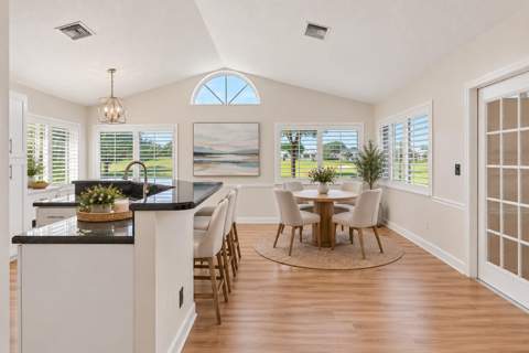8213 Cassia Drive, Boynton Beach FL - photo 9 of 37