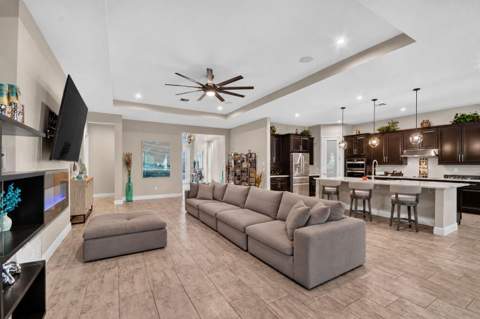 9228 Greenspire Lane, Lake Worth FL - photo 9 of 58