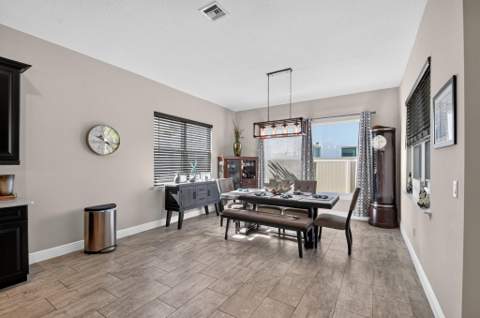 9228 Greenspire Lane, Lake Worth FL - photo 12 of 58