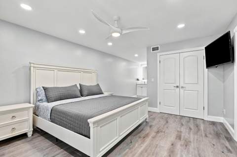 11172 Green Lake Drive #203, Boynton Beach FL - photo 7 of 15