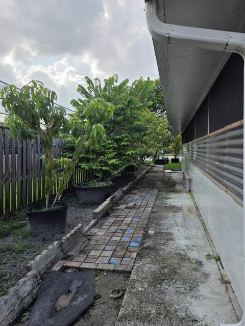 2000 NW 70th Lane, Margate FL - photo 7 of 28