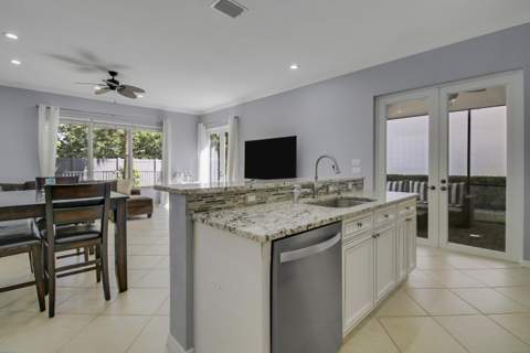 221 Isle Verde Way, Palm Beach Gardens FL - photo 13 of 44