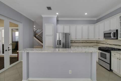 221 Isle Verde Way, Palm Beach Gardens FL - photo 12 of 44