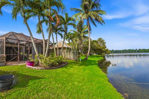 501 Lakeside Circle, Sunrise FL - photo 6 of 36