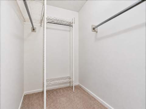 501 Lakeside Circle, Sunrise FL - photo 16 of 36