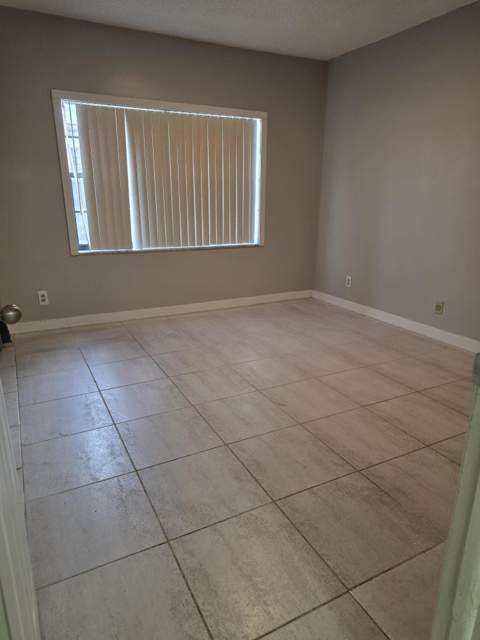 2000 NW 70th Lane, Margate FL - photo 14 of 28