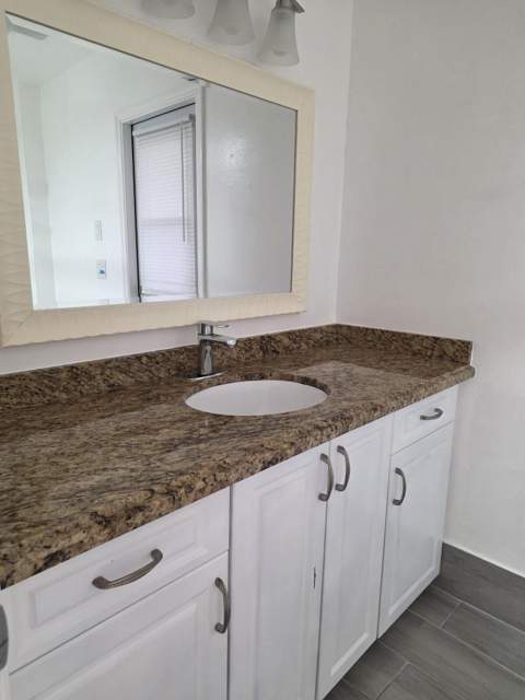 2000 NW 70th Lane, Margate FL - photo 15 of 28