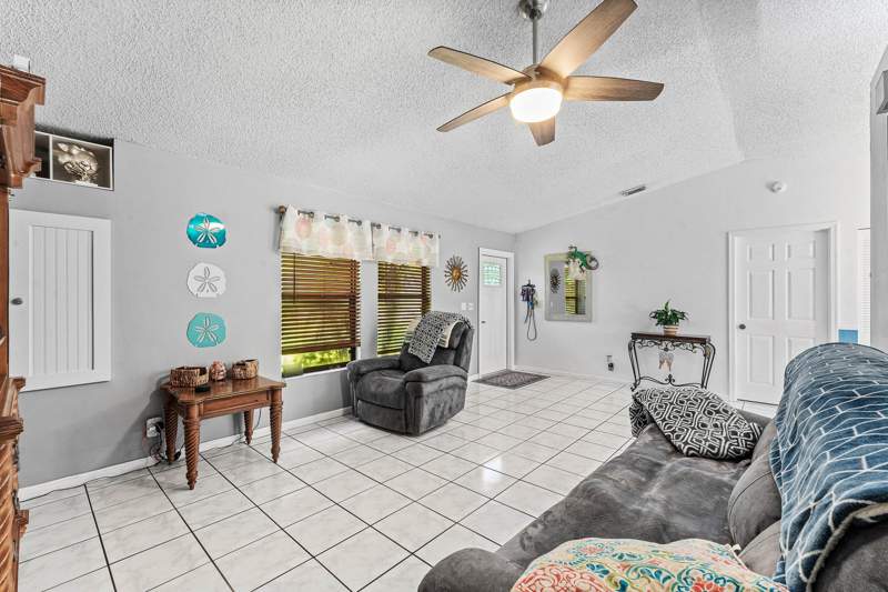 3 bedroom Single Family Residence at 16180 Murcott Boulevard, The Acreage, Loxahatchee — photo 4