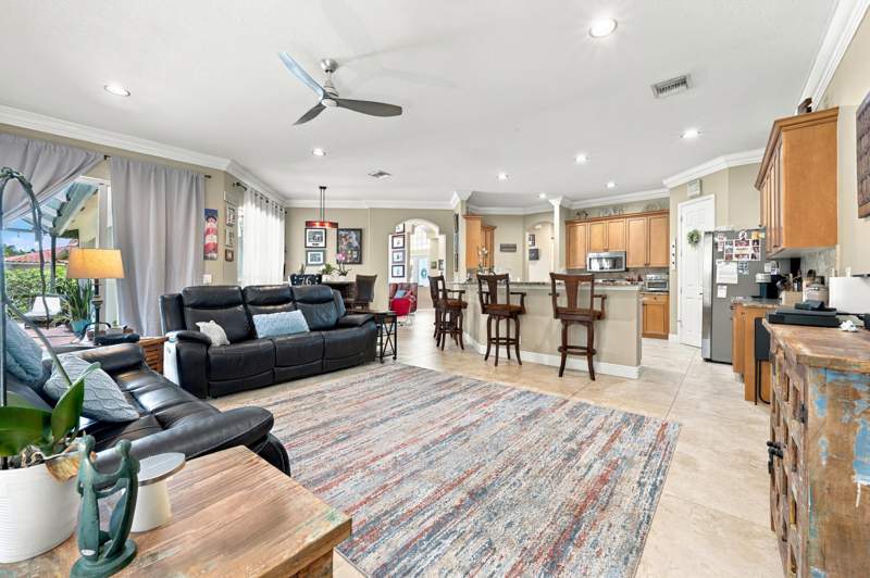 5 bedroom Single Family Residence at 4305 Wellington Shores Drive, Orange Grove Est, Wellington — photo 5