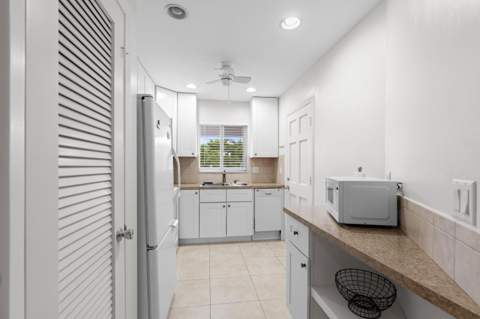 8 Garden Street #206r, Tequesta FL - photo 7 of 30