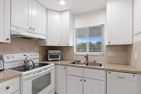 8 Garden Street #206r, Tequesta FL - photo 8 of 30