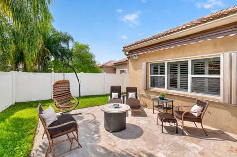 1242 Meadows Boulevard, Weston FL - photo 13 of 100